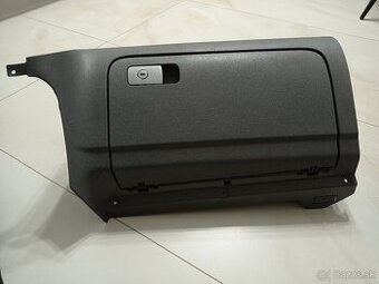 Odkladacia skrinka spolujazdca Golf 5