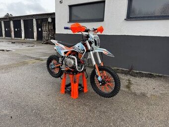 Predám športový  pitbike ASIX XB27 125 cm3 E-štart 14/12.