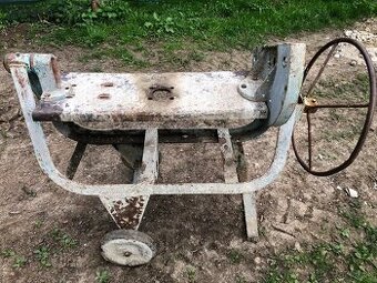 Podvozok stavebnej miešačky SM 125