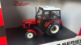 Model ZETOR 7711 2WD 1/32 Universal Hobbies