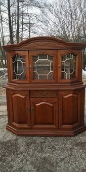Masivná mahag.komoda+vitrína na zavesenie