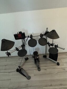 Predám elektronické bicie Yamaha DTXplorer