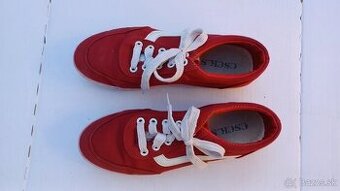 Športová obuv, veľkosť 38