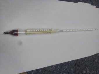 Hustomer s teplomerom