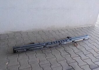 Výstuha zadneho nárazníka VW T4