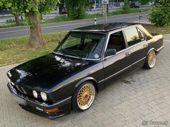 BMW E28 524TD