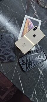 iPhone XS.