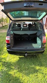 Predam ford galaxy 1,9 tdi