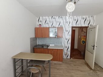 Predaj garsónka , Levice , 20 m2