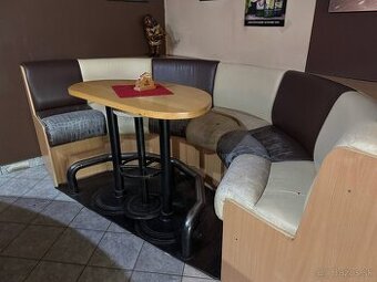 Predaj vybavenia z ukončenej gastro prevádzky – stoly,