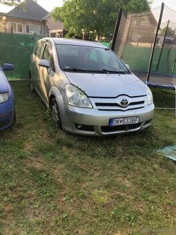 Toyota verso 1,6b+plyn