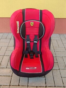 Autosedačka Ferrari
