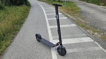 predám Ninebot Kickscooter E25e