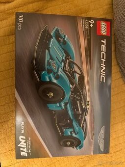 Predám LEGO® Technic 42208 Aston Martin Valkyrie