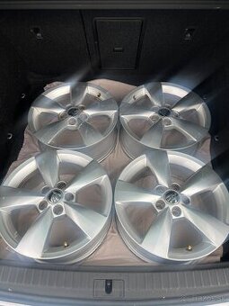 ALU disky 6jx15h2 et 38