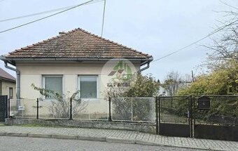 Na predaj rodinný dom v pokojnej časti obce Drienovec, KE ok