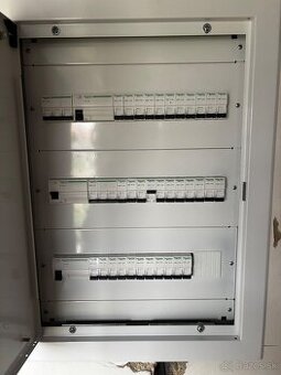 Elektroinstalačné práce, elektrikár