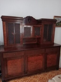 Veľká starožitná kredenc – masív/dyha, krásny stav, chalupa