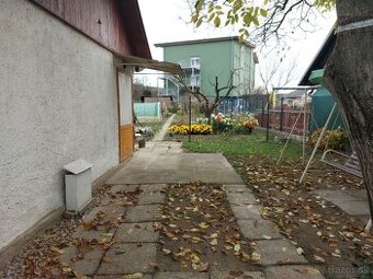 Predám- Chatka so záhradou - 1