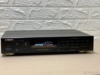 Pioneer F-676 …. FM/AM stereo tuner