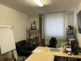 Na prenájom- kancelárske priestory v Areáli Dávid - 1