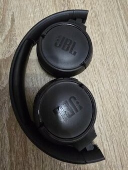 JBL TUNE 500BT