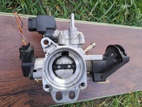 Vsetko spolu za 90€ Diely Toyota Yaris 1. generácia