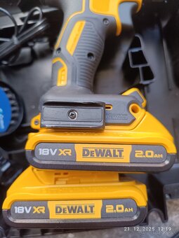 DeWALT DCD796D2 Aku vŕtačka + 2x2ah batérie