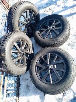 Sada zimnich ALU kol original MAZDA.