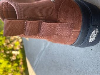 VANS ZIMNE TOPANKY + TENISKY NOVE