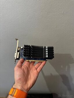 Grafická karta GT1030