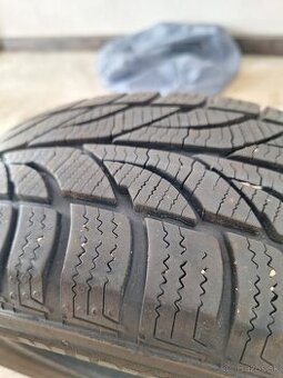 185/60 R15 Zimné