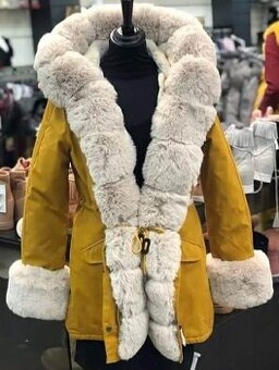 Nový dámsky zimný kabát L