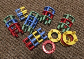 retro hra, stavebnice, retro postavicky /Batman../