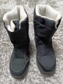 Zimné nepremokavé čižmy QUECHUA v.38