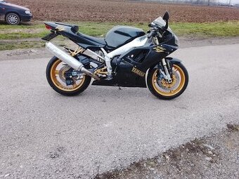 Predám YAMAHA YZF R1 110KW  r.v.2000