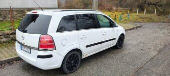 Opel Zafira B 2007