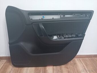 Tapacir VW Touareg 7P 2011 r