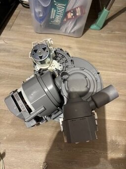 Bosch vyhrievacie cerpadlo umyvacka riadu SMV48M30EU