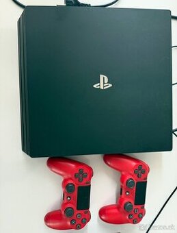 PlayStation 4 Pro + 2 ovládače + 5 hier (Skvelý stav)