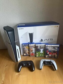 PlayStation 5 Slim 1T – top stav, 2 ovládače + 4 hry