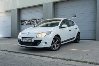 Renault Megane 1.6i M5
