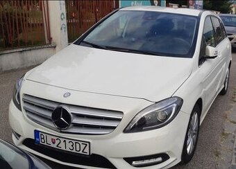Mercedes B180 CDI (nafta,automat,ILS bi-xenon,autom. klima)