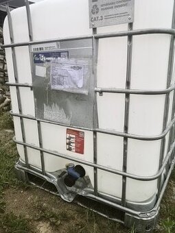IBC kontajnery 1000 litrové - 1