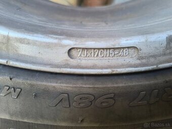 215/55 R17