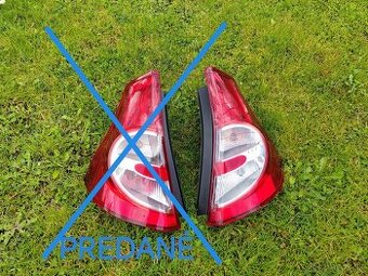 Dacia Sandero pravé zadné svetlo
