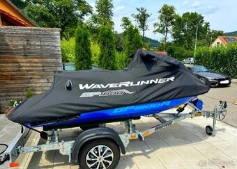 Vodný skúter Yamaha GP1800r-Jedinečný stav