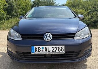 VW Golf 1.6TDI 77KW ACC,NAVI,PANO