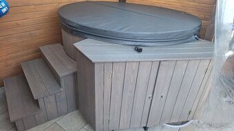 Kúpacia kaďa - vírivka s plynovým ohrevom vody (10kg flaša)