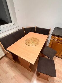 Predám Rohovú sedačku/lavicu do kuchyne + stolík + taburetky